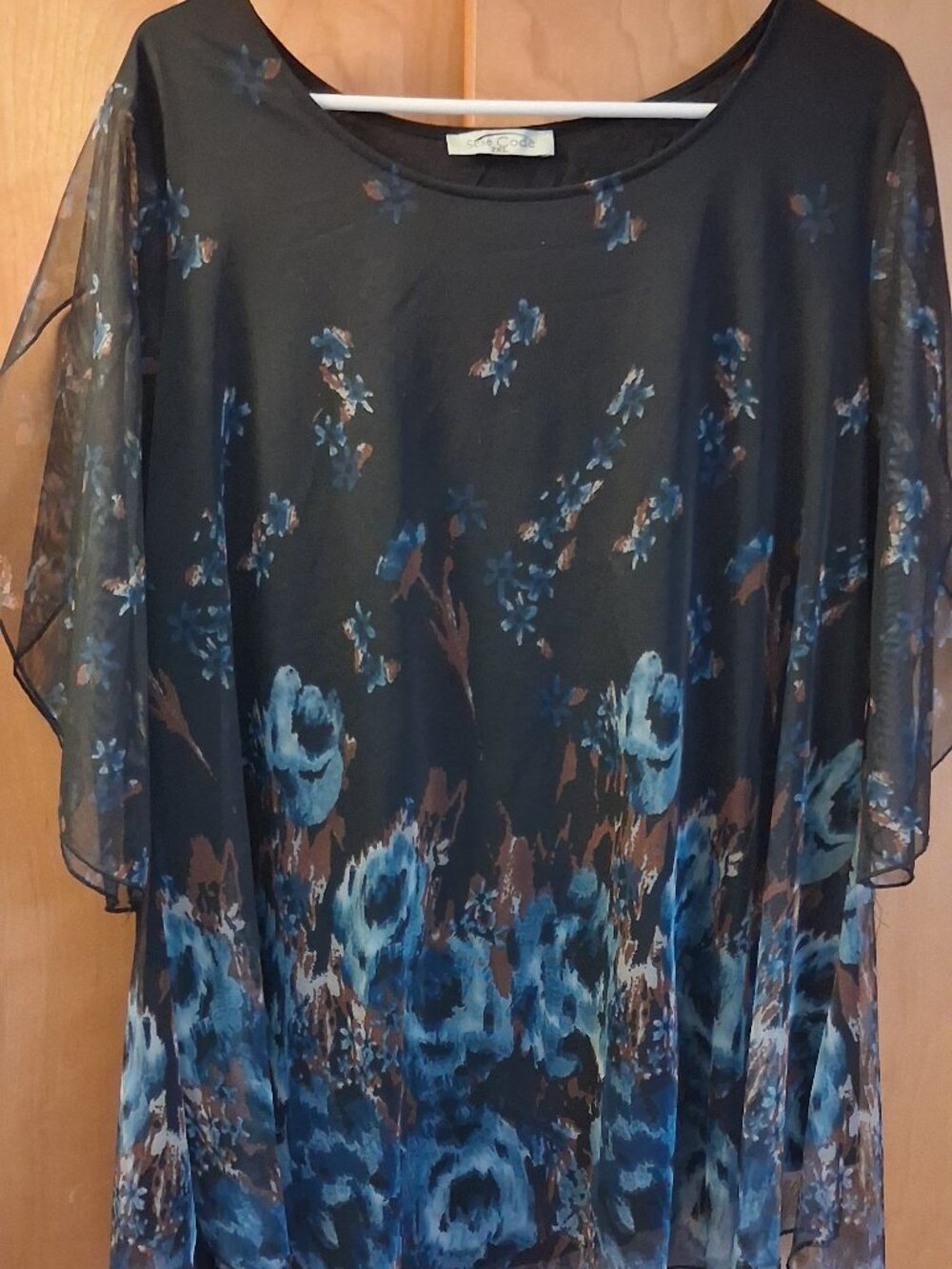 Sese Code 2XL Flowy Blouse, Fairy‎ Boho Ethereal, Floral Pattern, Black Blue
